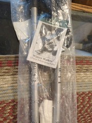 New L. L. Bean “Winter Walker” Gray/Silver Steel Walking Telescoping Poles NWT