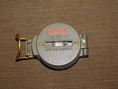 VINTAGE PLASTIC COLEMAN ENGINEER LENSATIC COMPASS