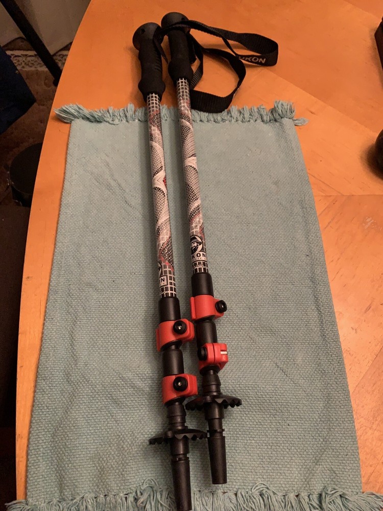 KWIK SET YUKON CHARLIE’S FLIPOUT TREKKING POLES BRAND NEW LOOK RED/SILVER