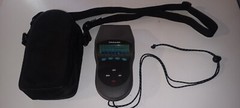 A VINTAGE MOTOROLA TRAXAR HANDHELD GPS UNIT MODEL TRX61000A3 WITH CASE, GREAT!