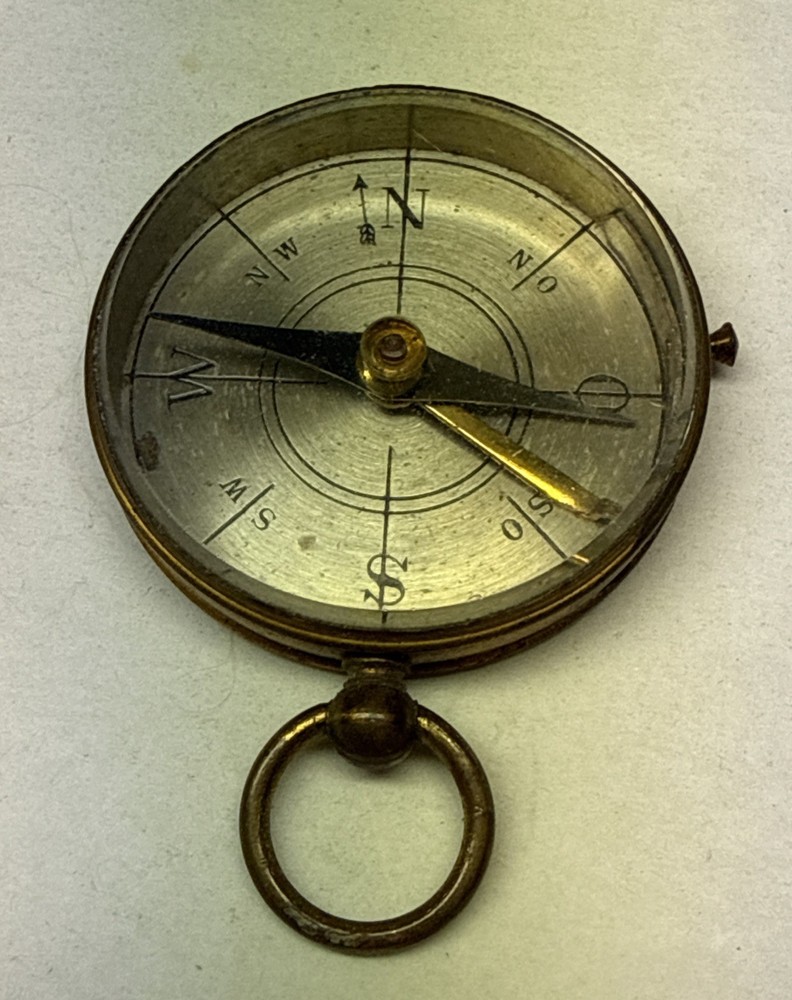 Old Antique Brass German Pocket Compass No East O Odd 1 5/8” Dia 3/8” Tall Lock