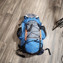 Eureka GetAway 3900 Intrenal Frame 28″ Hiking Camping Backpack w/ Rain Cover