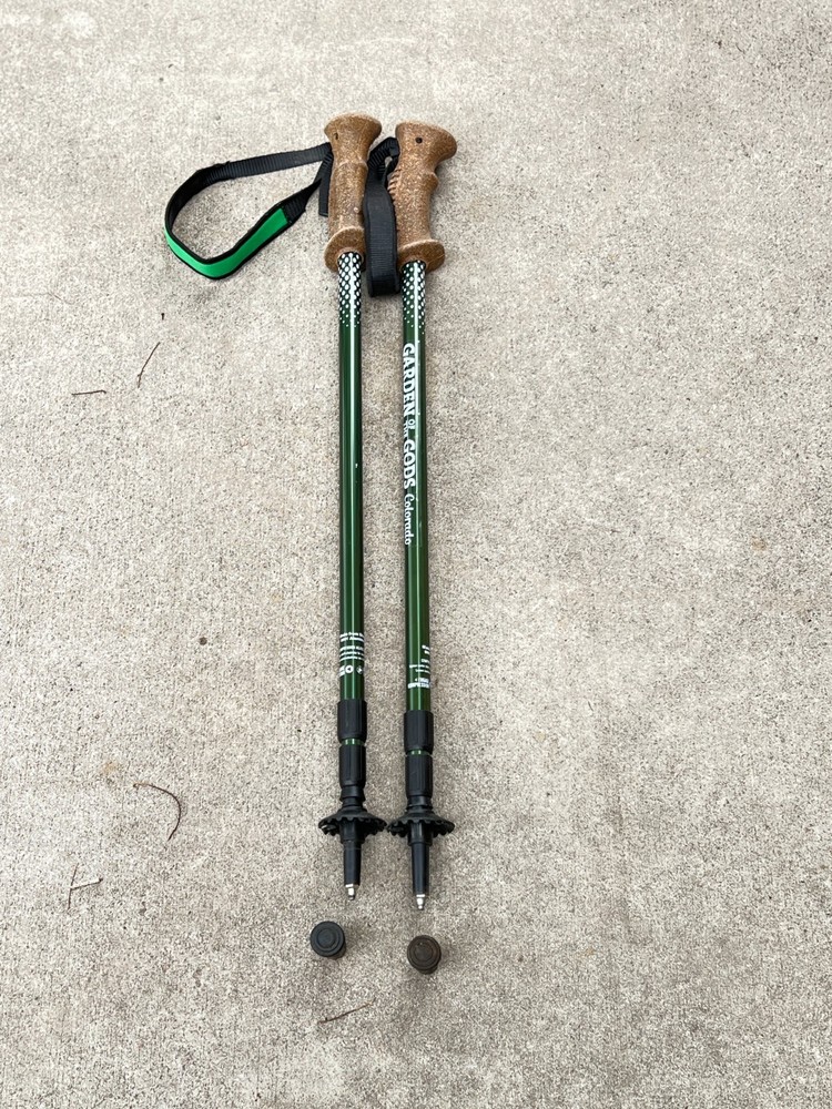 Set of Garden of the Gods Colorado Trekking Poles 105-135CM .. 68