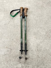 Set of Garden of the Gods Colorado Trekking Poles 105-135CM .. 68