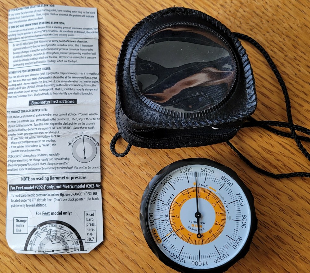Sun Company Altimeter 202-F – Battery-Free Altimeter and Barometer
