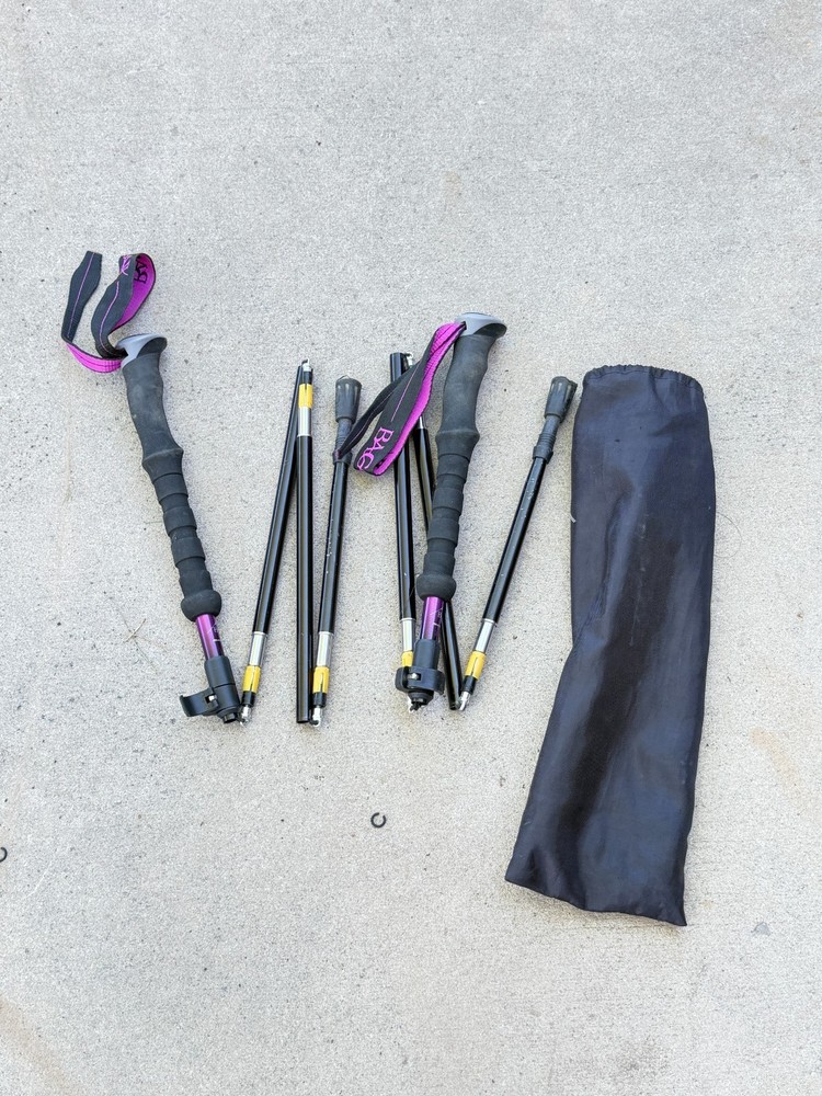 Set of Bagail Trekking Poles 110-135CM .. 4V