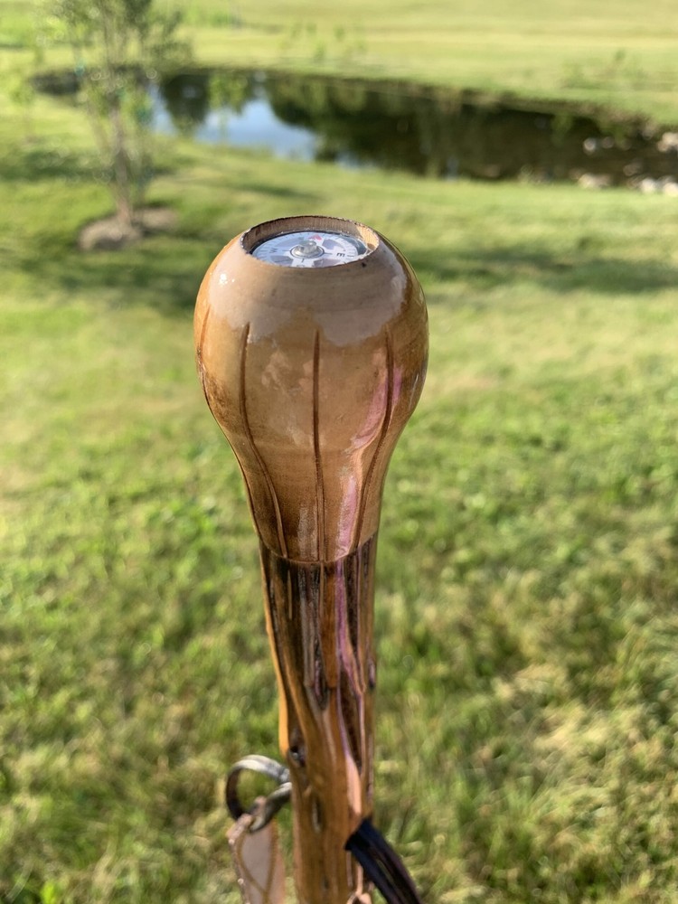 Heartfelt History Classic Wooden Walking Stick (WS-120)