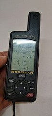 Magellan GPS Pioneer Handheld Navigator – Vintage Working Unit