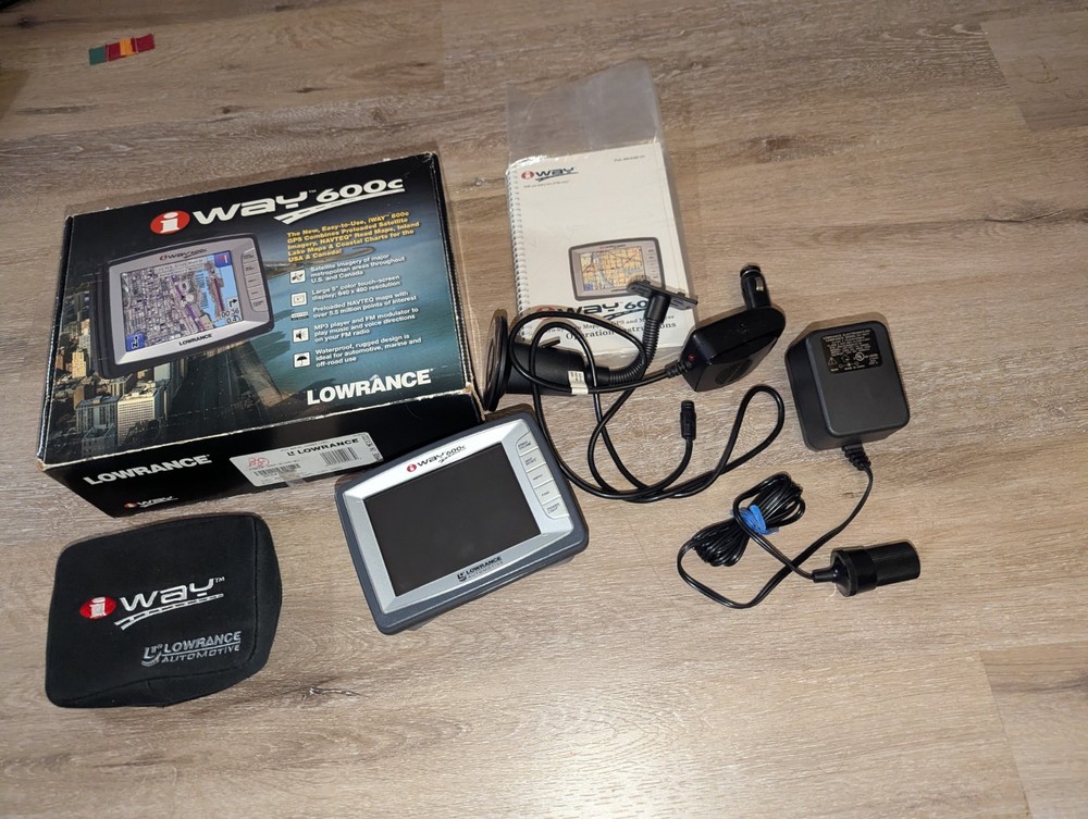 Lowrance iWay 600C GPS Navigation System Automotive Marine 5″ Touchscreen TESTED