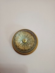 Vintage Brass Pocket Compass Nautical Maritime Navigation Antique Style Desk