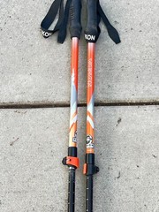 Set of Yukon Charlie’s Yukon Trekking Poles 100-135CM .. 11G