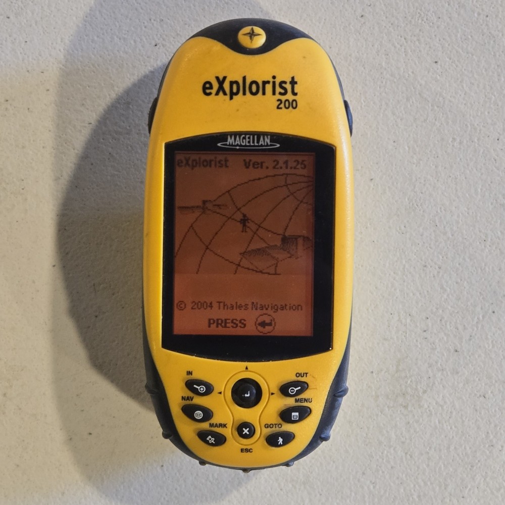 Magellan EXplorist 200 – HANDHELD PORTABLE GPS UNIT – HIKING CAMPING GEOCACHING