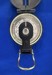 1960’s VINTAGE ENGINEER DIRECTIONAL COMPASS W/ BRASS HOOK