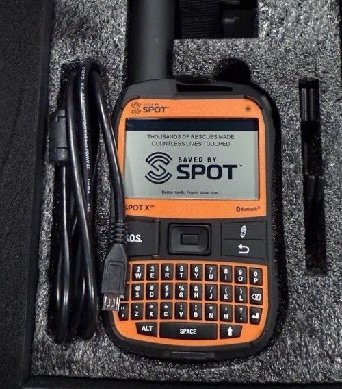 SPOT X Satellite Messenger GPS Tracker (Model: SPOTX-B) w/ Keyboard – Apocalypse