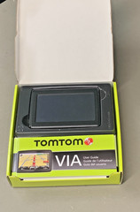 TomTom VIA 1405TM 4.3″ Touchscreen Portable GPS Navigator Lifetime Traffic & Map