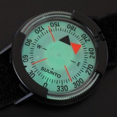 Multifunctional Waterproof Compass for Hiking, Adventure & Navigation – Northern