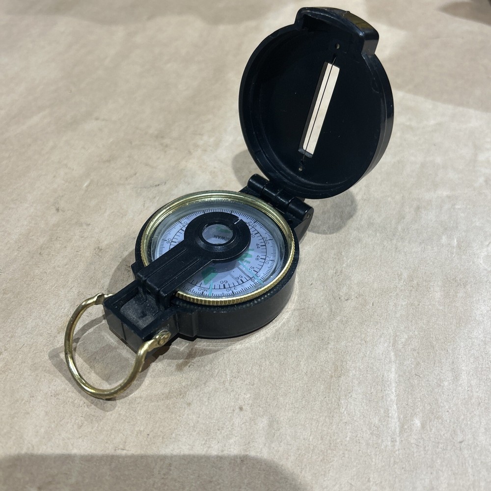Vintage Engineer Lensatic Directional Compass Made in Taiwan Black