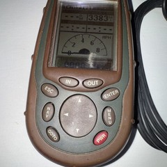 Magellan Meridian Hand-Held Mobile GPS Receiver Bundle TESTED