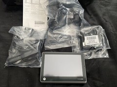 Motorola Motonav TN565T 4.3-Inch Bluetooth Portable GPS Navigator / New Open Box