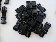 LARGE SELECTION OF INTERLOCKING FASTENERS AND WEBBING
