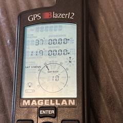 Magellan GPS Blazer 12 Satellite Navigator Pocket Size GPS Hiking Hunting Tested
