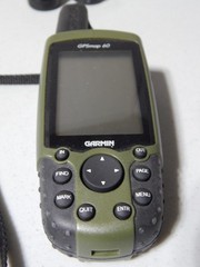 Garmin GPSMAP 60 Bundle with Belt Clip, Charger, Manual in Box -WORKS GREAT