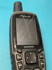 Garmin GPSMAP 62st – GPS navigator – hiking W/BATTERIES (SCRATCHED SCREEN) READ