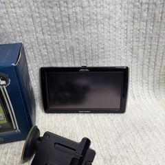 Magellan Roadmate 1700-MU GPS Mount, Power Cord, USB