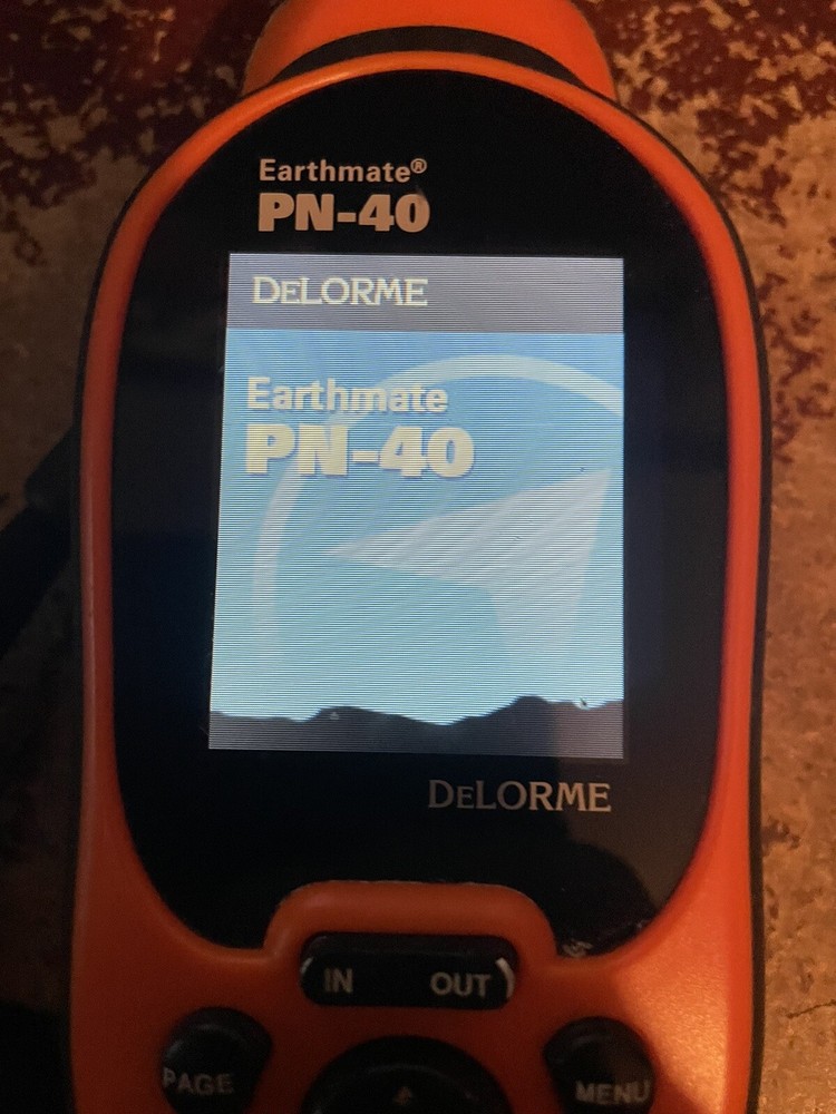 DeLorme Earthmate PN-60 Handheld GPS LCD Hiking Outdoors