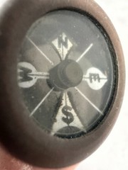 Vintage Marbles Gladstone Mich. Black Face Brass Pin Compass 🧭