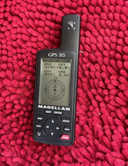 Magellan GPS 315 Handheld GPS Portable Receiver with Manual & Accessories