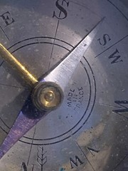 VINTAGE COMPASS – MADE IN FRANCE w ORIGINAL CASE POSSIBLY MILITARY GLASS COVER