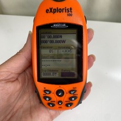 Magellan Explorist 100 Handheld GPS Locator & Case Prep Hiking Fishing Camping
