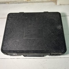 Eagle AccuNav Sport Portable GPS W/Manual & Storage Case Battery. Works Vintage