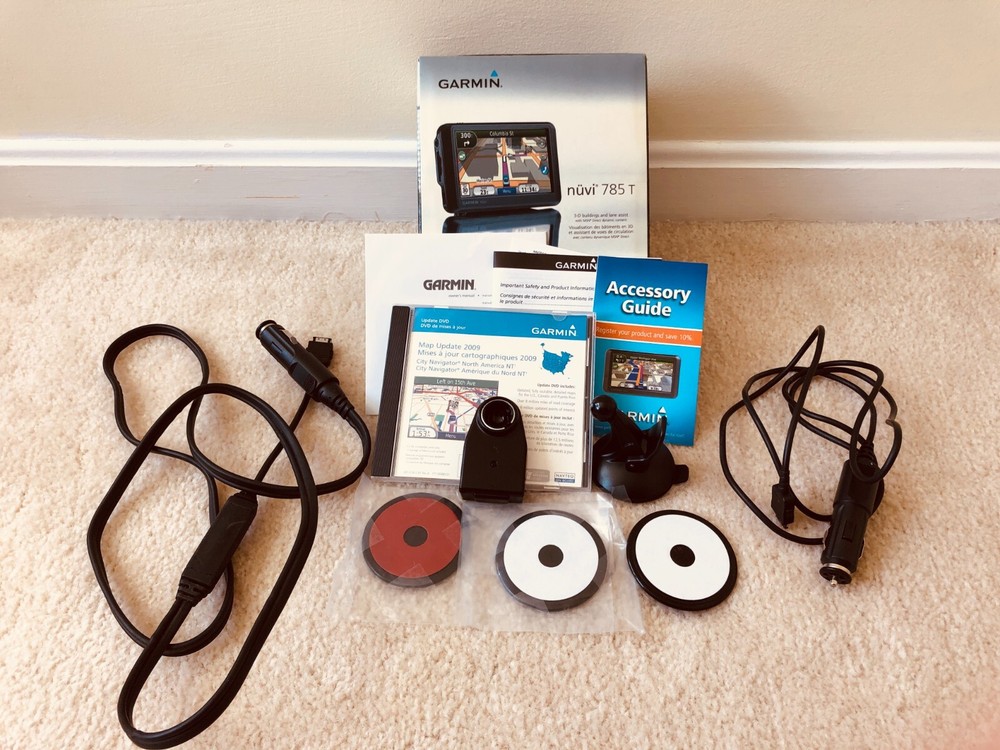 Garmin Nuvi 785 T 2 Cables, Cradle Charger, Suction Cup Mount NO GPS