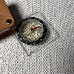 Eddie Bauer Compact Map Compass & Magnifier 2 x 2″ Leather Sheath Hiking Camping