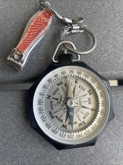 vintage Taylor Leedawl pocket compass (Model No. 2920) With Fish Clipper
