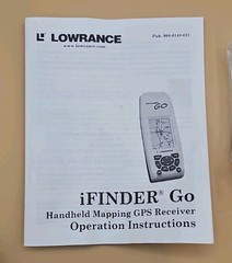 LOWRANCE I FINDER GO2 HANDHELD GPS Personal Mapping GPS 16 channel Red w/box