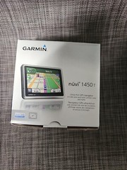 Garmin Nuvi Ultra-Thin GPS Navigator 1450T 5″, USA Maps, & Traffic – EUC In Box