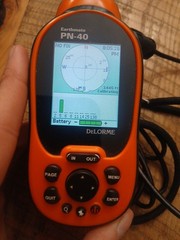 Delorme Earthmate PN-40 Color Screen Handheld Navigation Color Screen Tested