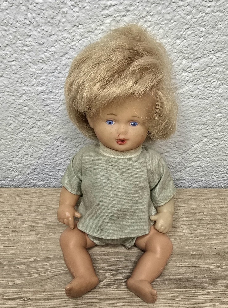 Play doll vinyl doll Schildkröt doll 17 cm collector original Vintage