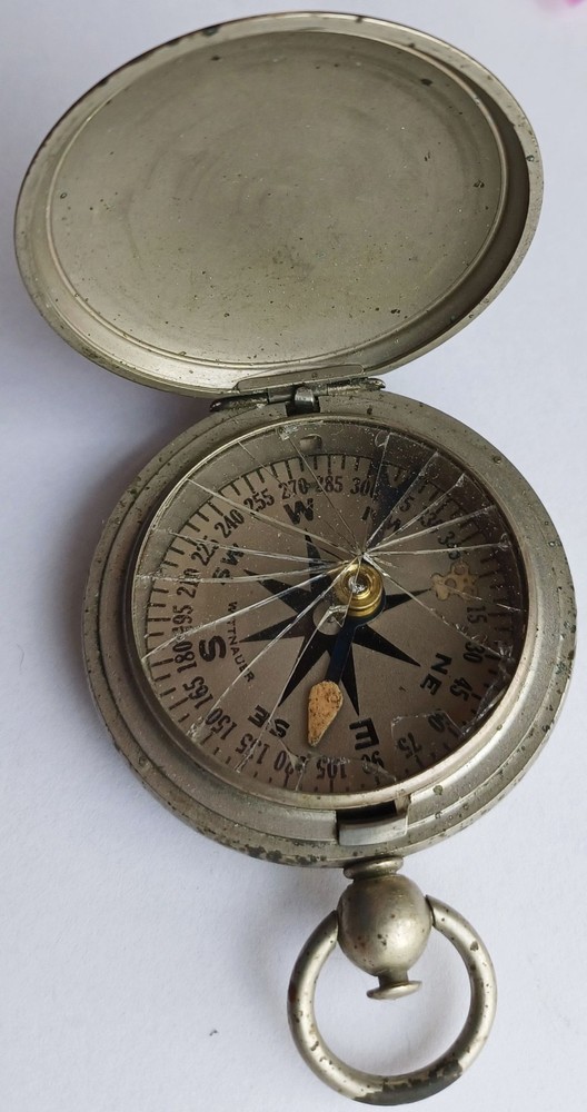 Vintage Wittnauer Pocket Compass Military Style Broken Crystal For Parts Repair