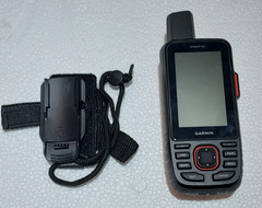 Garmin GPSMAP 66i Handheld GPS Satellite Communicator Fishing Camping Hiking