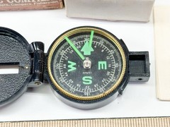 VTG World Famous Engineers Lensatic Compass No. 111 Orig Box AND Instructions
