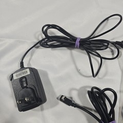 Navigon NVG 7100 Automotive Navigation Unit GPS W/ Cord North America