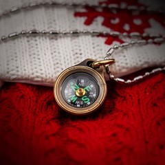 EDC Titanium Pocket Compass – Waterproof, Glow in Dark for Hikers & Adventurers