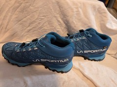 La Sportiva Synthesis Womens Mid GTX Gore-Tex Hiking Shoes US 10 Blue