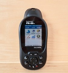 DeLorme Earthmate PN-60w GPS SPOT Satellite Communicator Topo North America Set