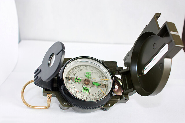 Lensatic Compass Aluminium Alloy Shell Military Camping Survival Marching Pocket