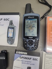 Garmin GPSmap 60C Handheld Hiking GPS, 2.6″ Display & MapSource TOPO 3CD Set